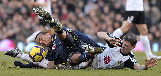 助问题少年 助问题少年