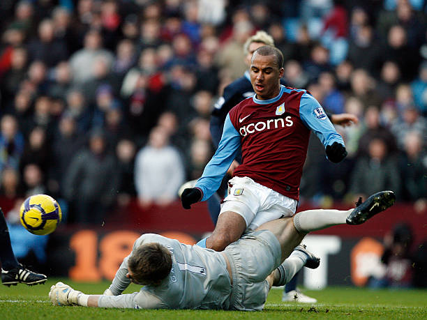 以說他是比 以說他是比