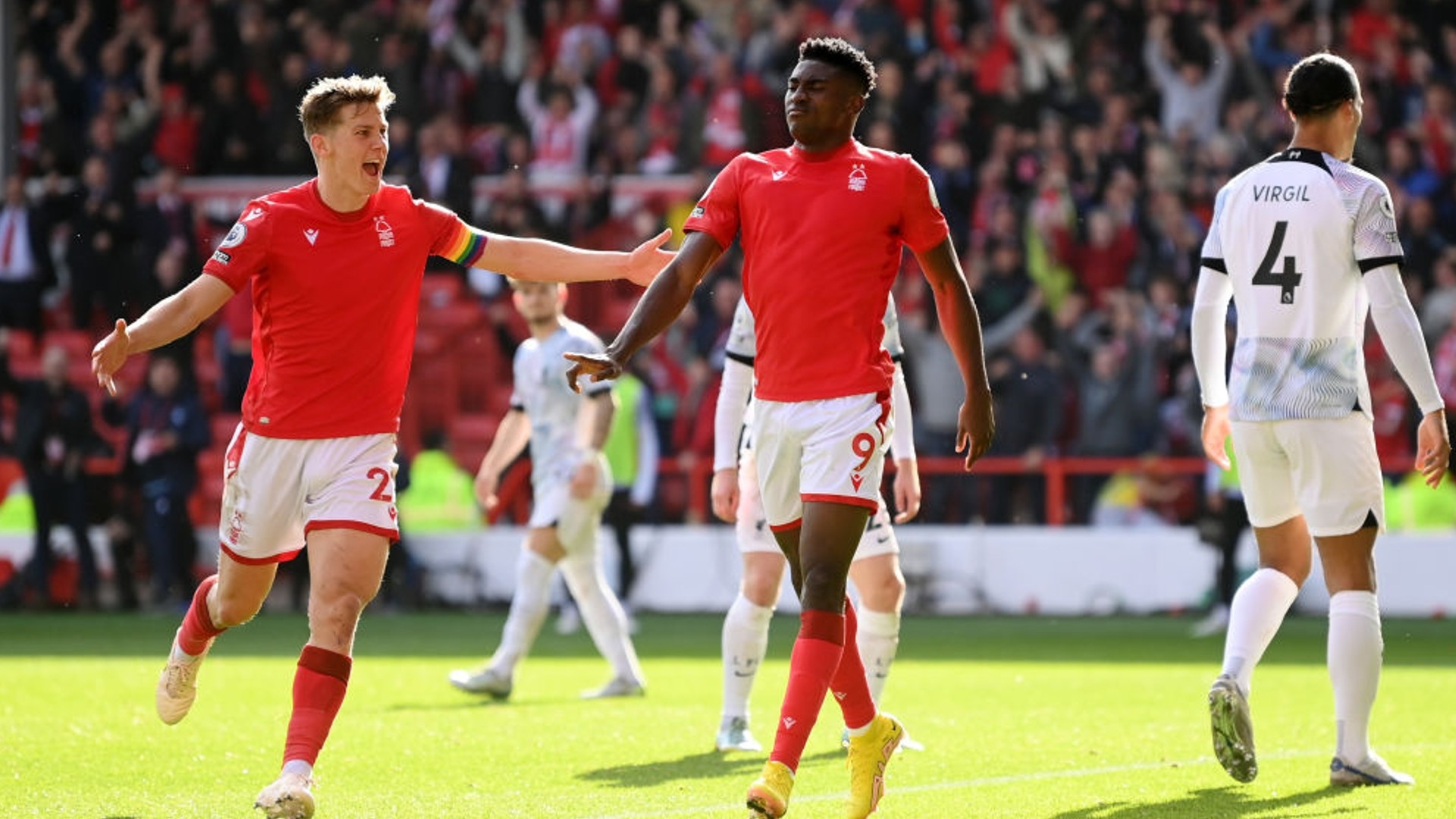 场留下一笔 场留下一笔